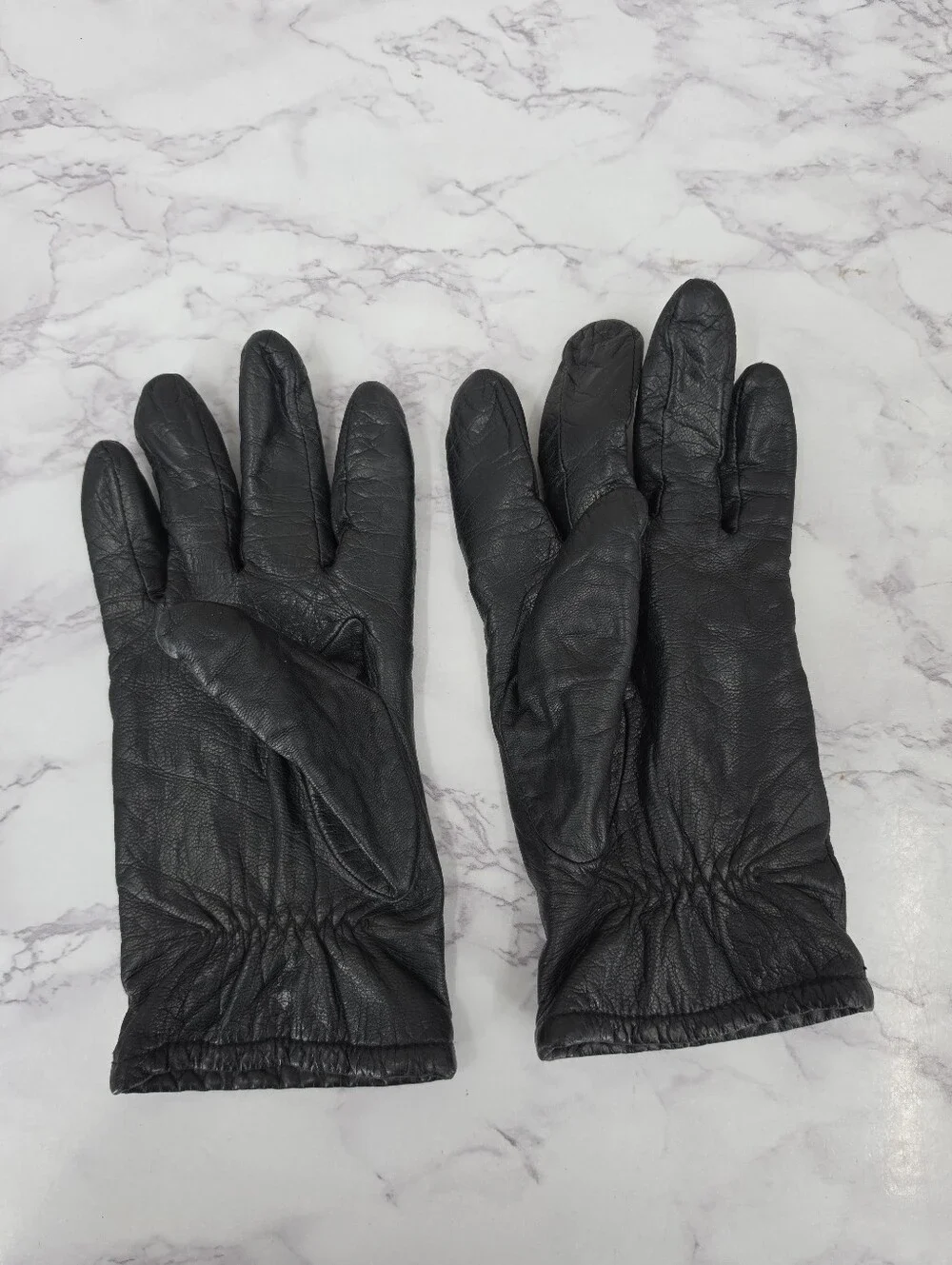 Fownes Short Black Leather Driving Gloves